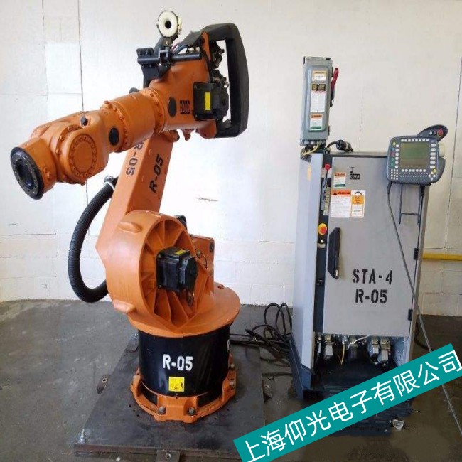 KUKA⿨KP210 R3300-2 Kʾά